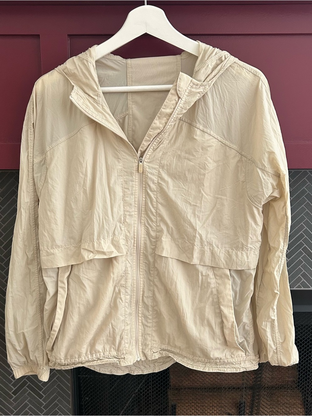 lululemon athletica Lightweight Hooded Windbreaker in Beige
